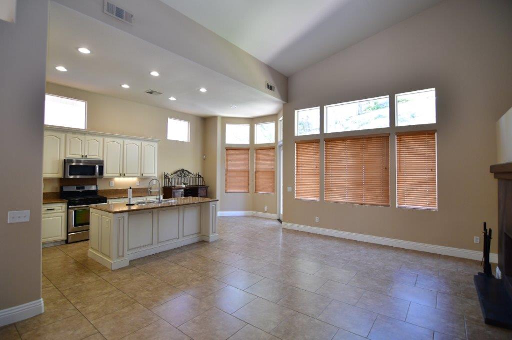 New Luxury Home for Lease at 3 El Corzo in Rancho Santa Margarita, California 3 DSC 7784