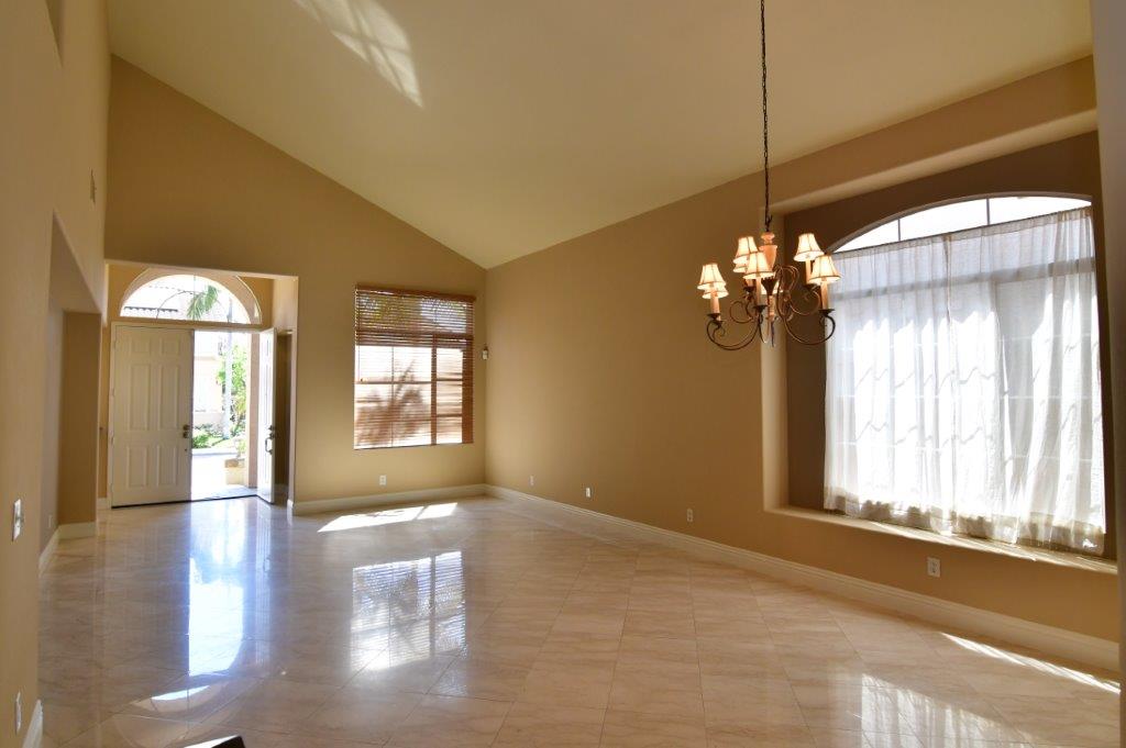 New Luxury Home for Lease at 3 El Corzo in Rancho Santa Margarita, California 7 DSC 7792
