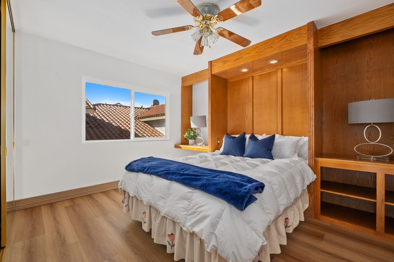 9 Aberdeen in Northwood Irvine SOLD! 45 38 11774155 179938 179938 EI 138