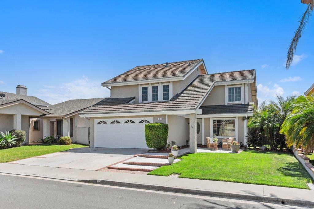 31 Columbus, Irvine